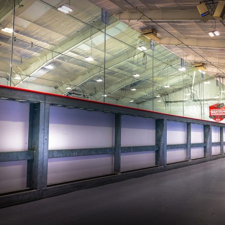 bandes-patinoire-vitrines-distributeur-agorasport